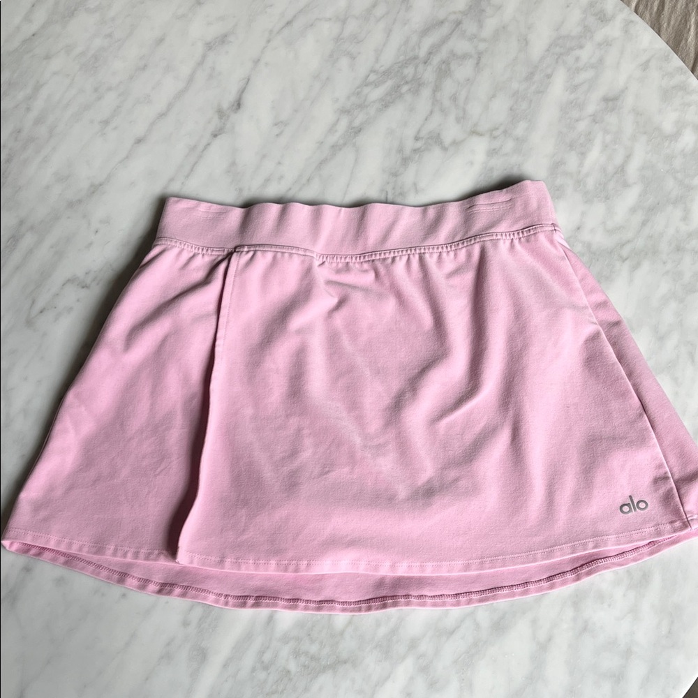 ALO Yoga Alosoft Backspin Skirt - Sweet Pink. Size Small.